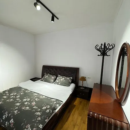 Center Apartment,new Bazaar * Tirana